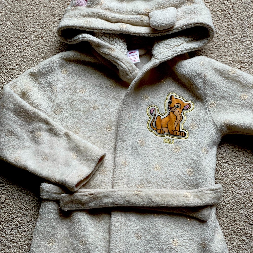 LION KING BATH ROBES